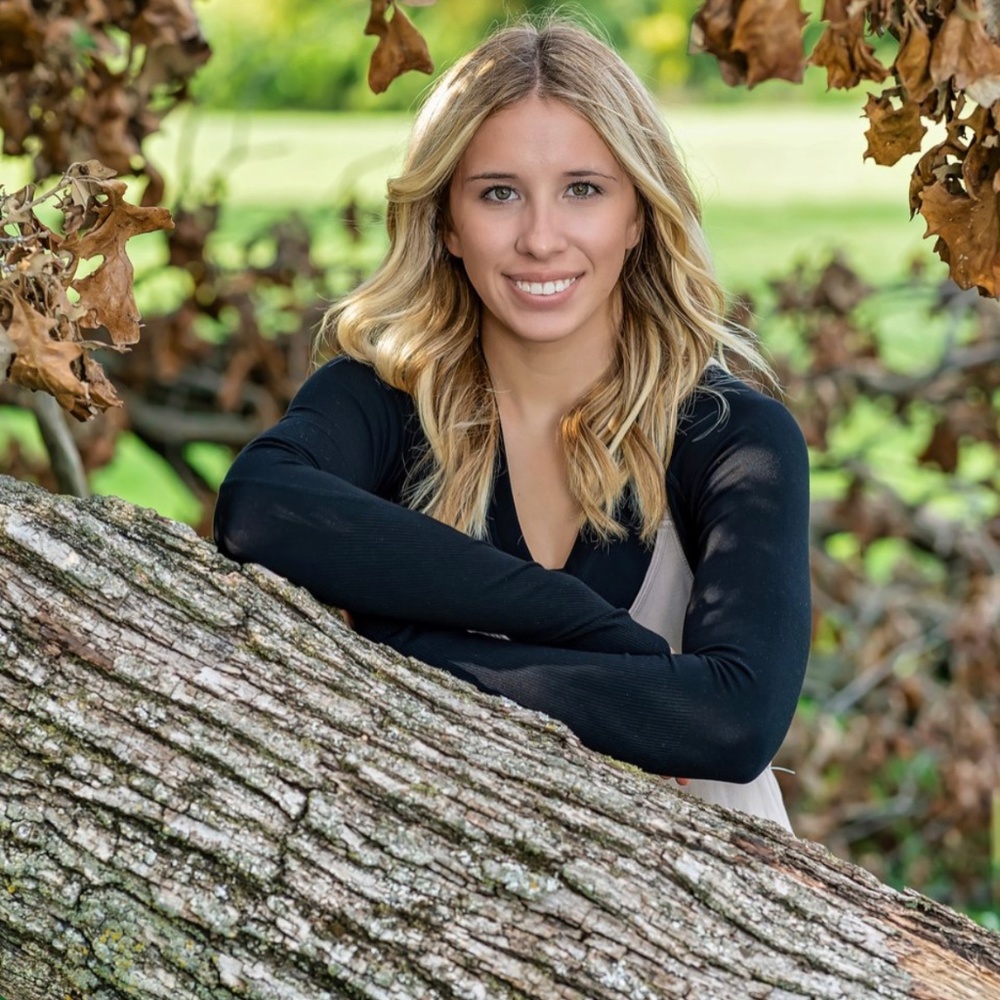 Meet your Posher, Isabella